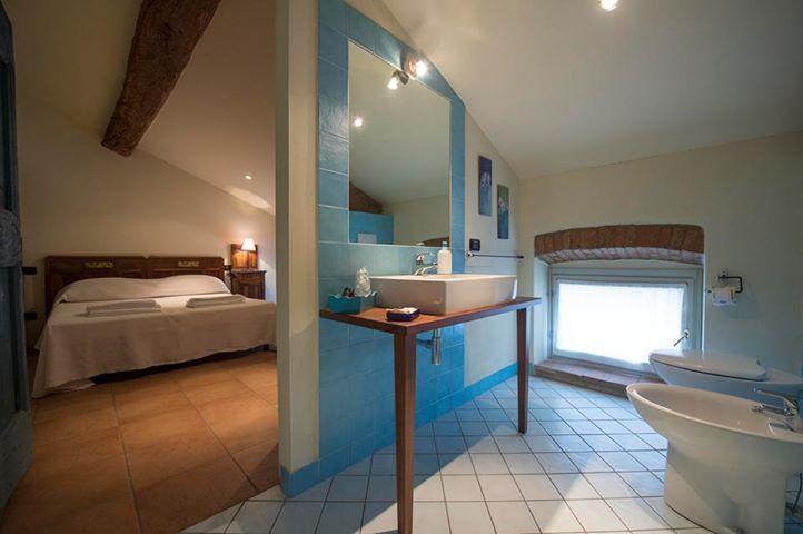 Agriturismo Arte Contadina Fiorenzuola dʼArda Екстериор снимка